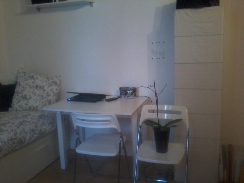 desk.jpg